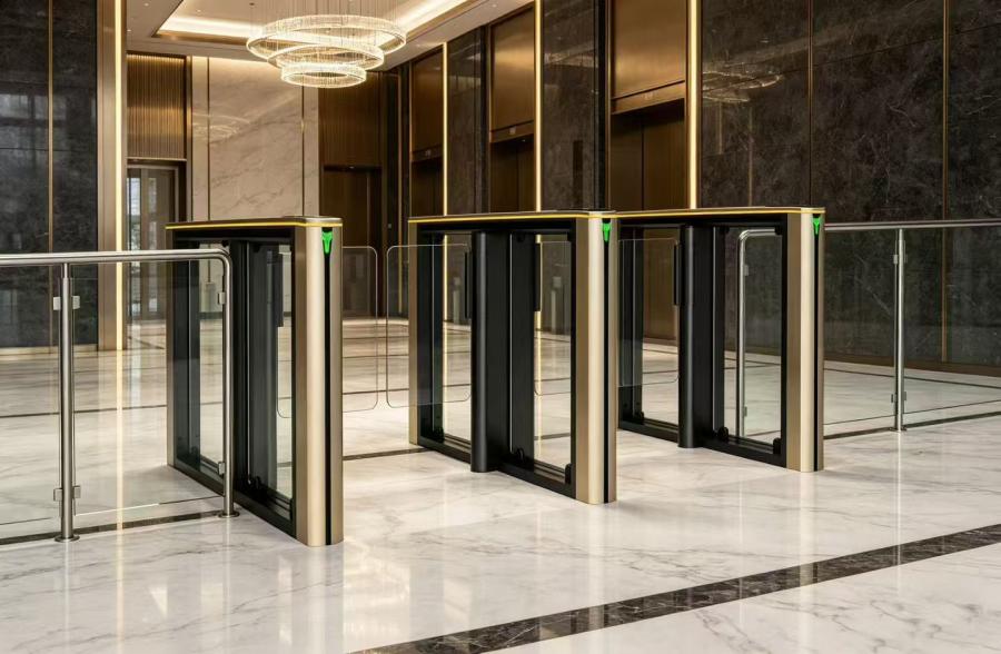 Kääntöportin kulunvalvontajärjestelmien keskeiset toiminnalliset ominaisuudet